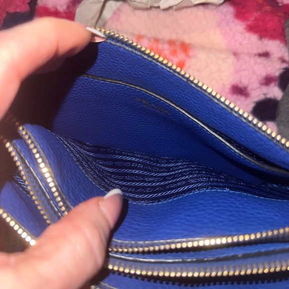 Prada Cornflower Blue Vitello Phoenix Bandoliera Leather Crossbody beautiful con - Picture 4 of 7